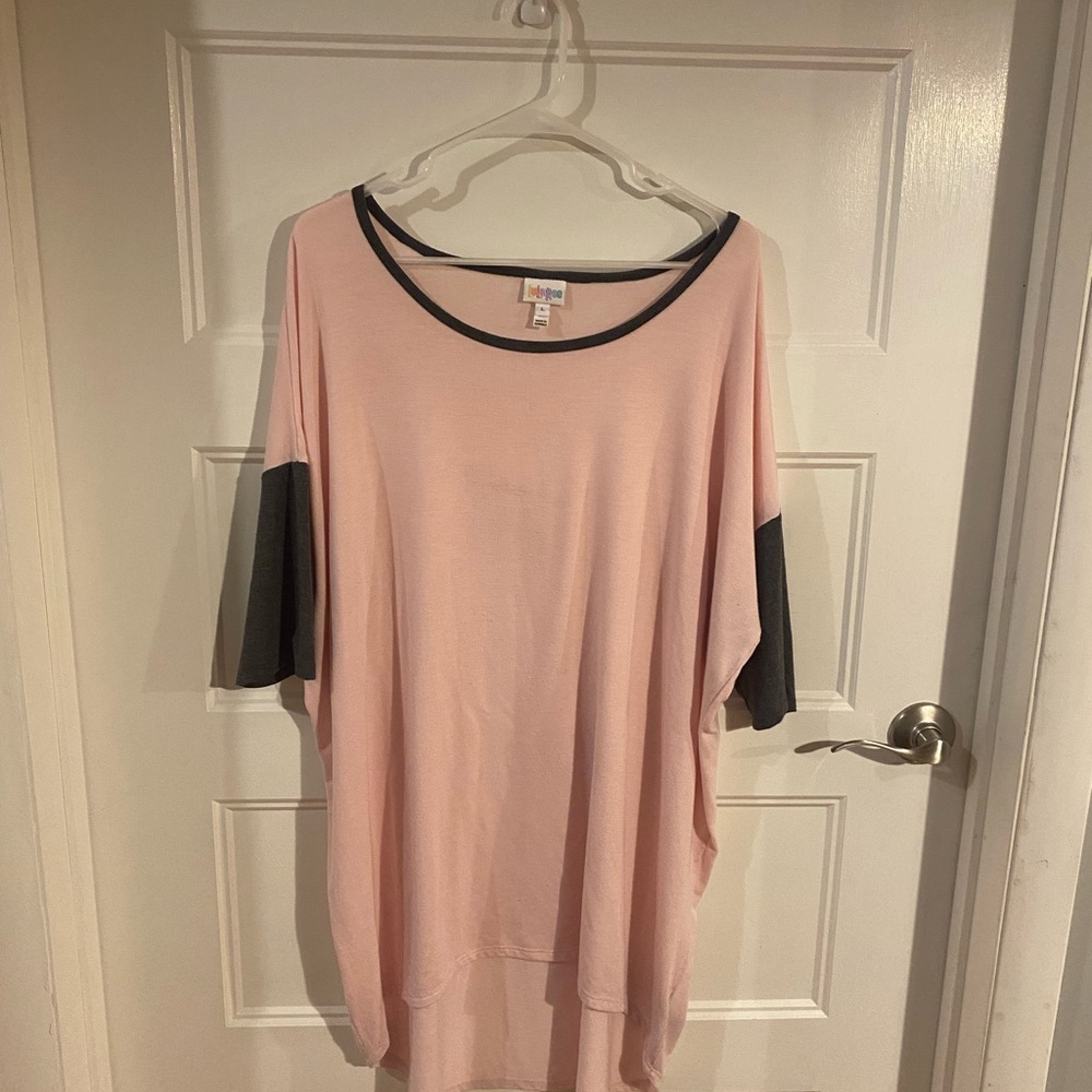 LulaRoe Tunic. Pink and grey. Large.